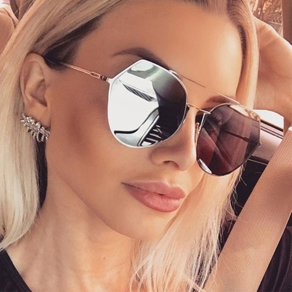 Sunglasses - Picture 3 of 7